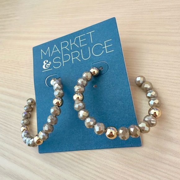 Market & Spruce - Metal Acrylic Beaded Hoop Earrings - Picture 3 of 4